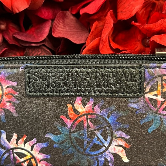 Supernatural Black and Purple Pentagram Clutch Wallet - Picture 13 of 15
